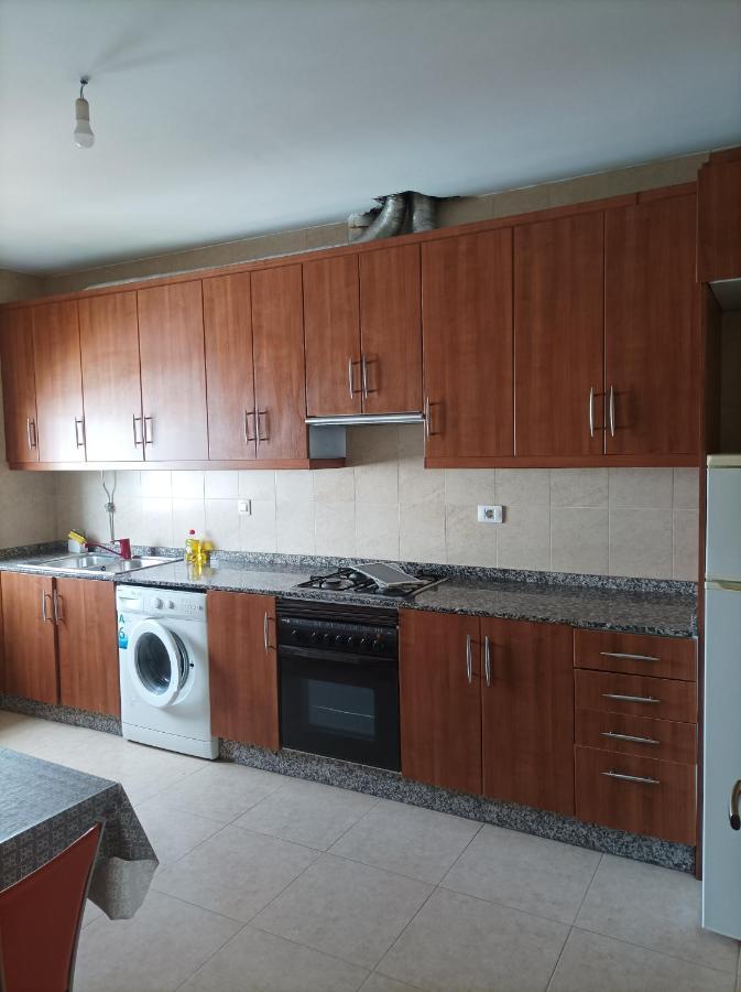 Piso Cervantes Apartment Sarria Bagian luar foto